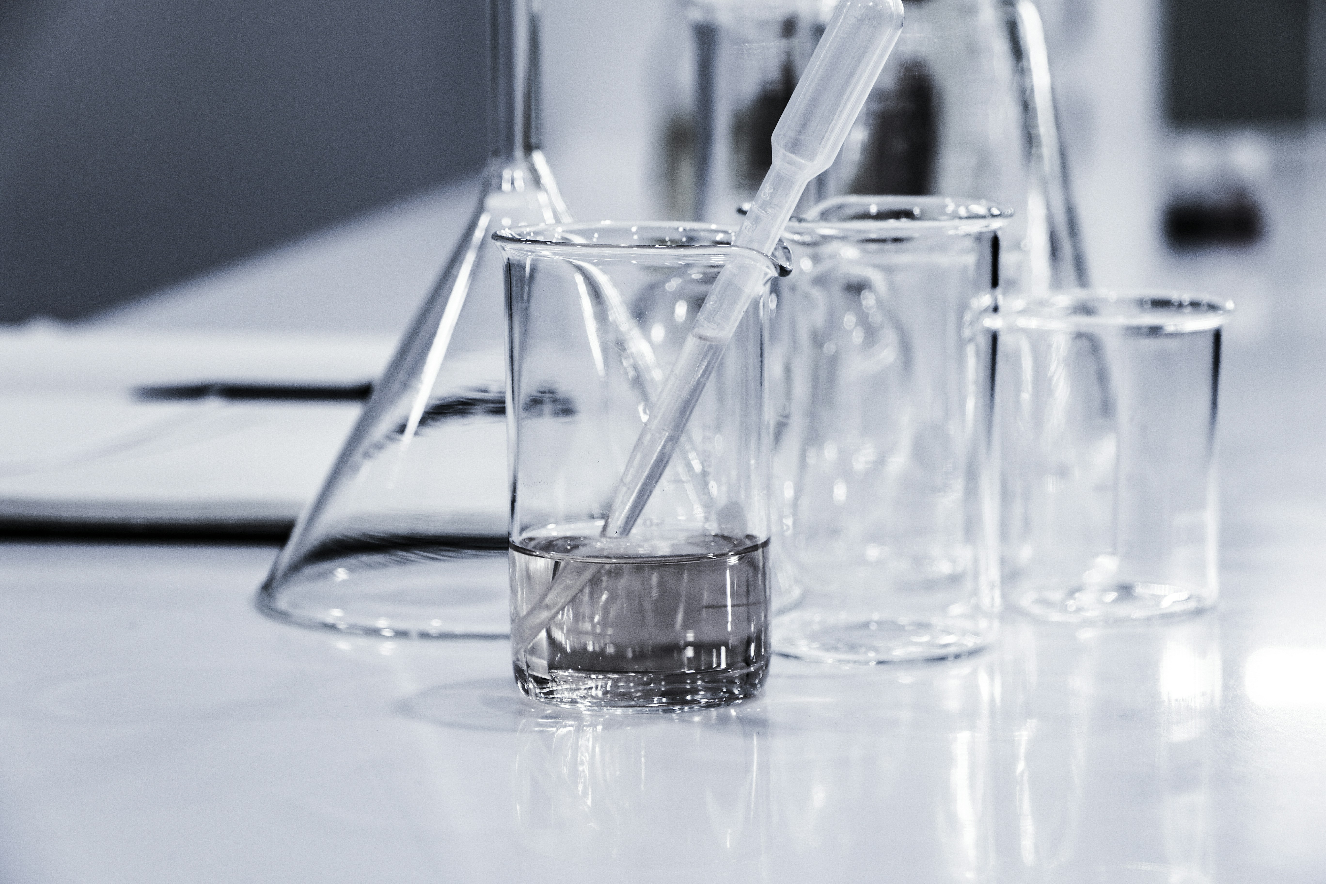 Polyethylenglykol 400: ein multifunktionales chemisches Lösungsmittel